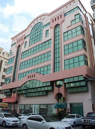 Liwa Apartments Abu Dhabi Exterior foto